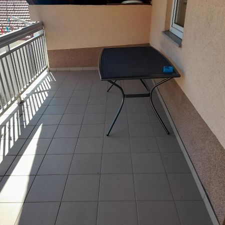 ליבנו Apartman Zoran מראה חיצוני תמונה