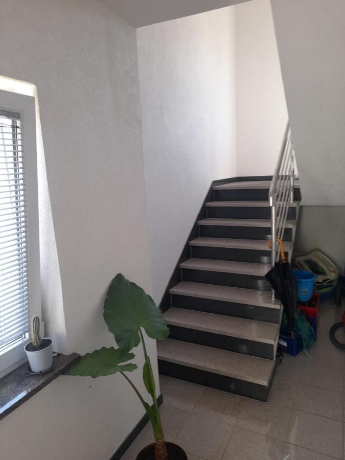 ליבנו Apartman Zoran מראה חיצוני תמונה
