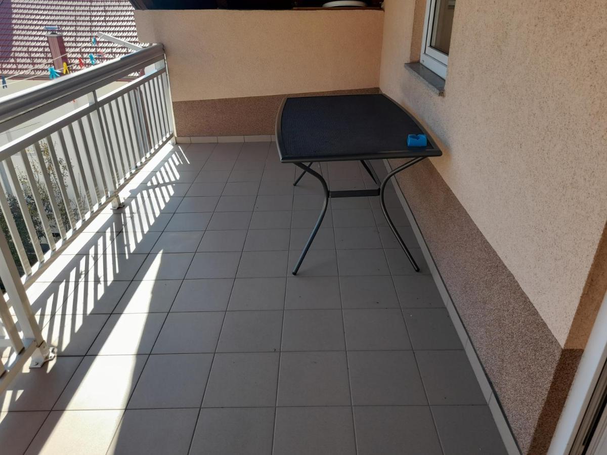 ליבנו Apartman Zoran מראה חיצוני תמונה